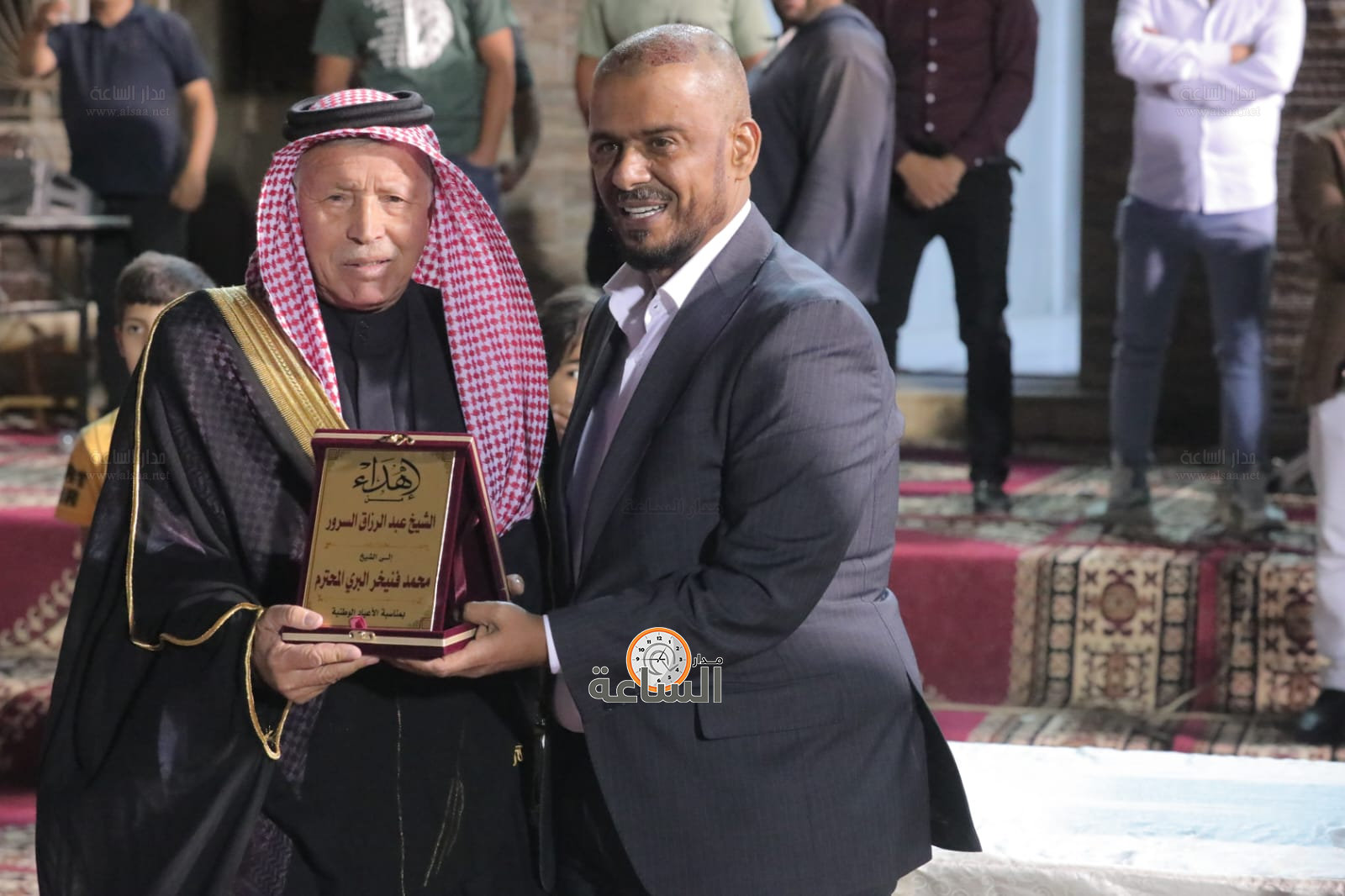 Madar Al-Saa Images 0.1945849491021594