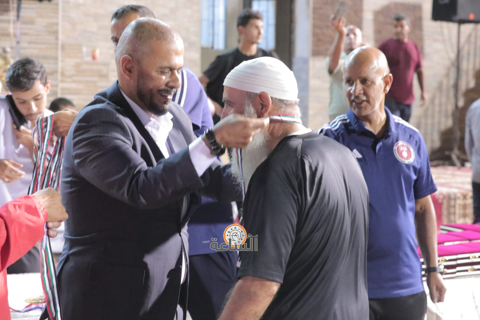 Madar Al-Saa Images 0.5055005347326894