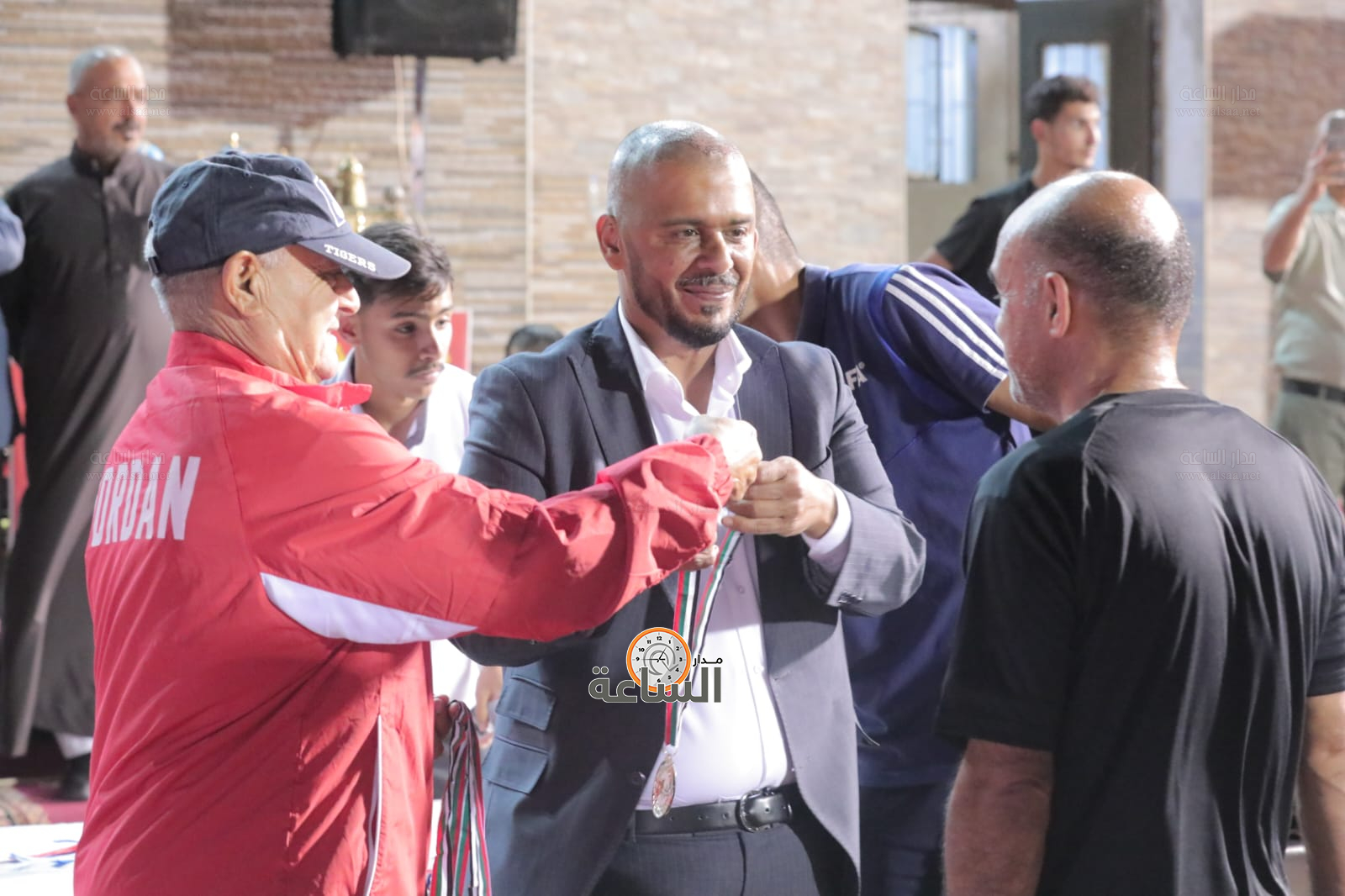 Madar Al-Saa Images 0.6861969574019466