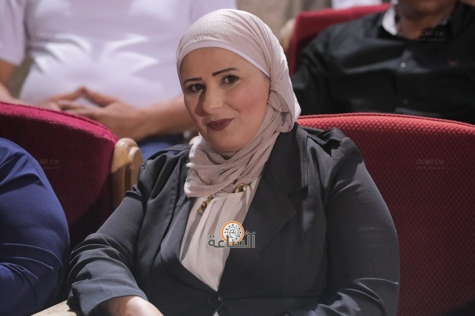 Madar Al-Saa Images 0.8800499618205178