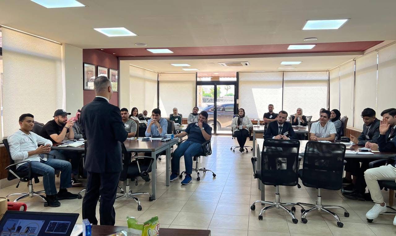 Madar Al-Saa Images 0.5606373191969115