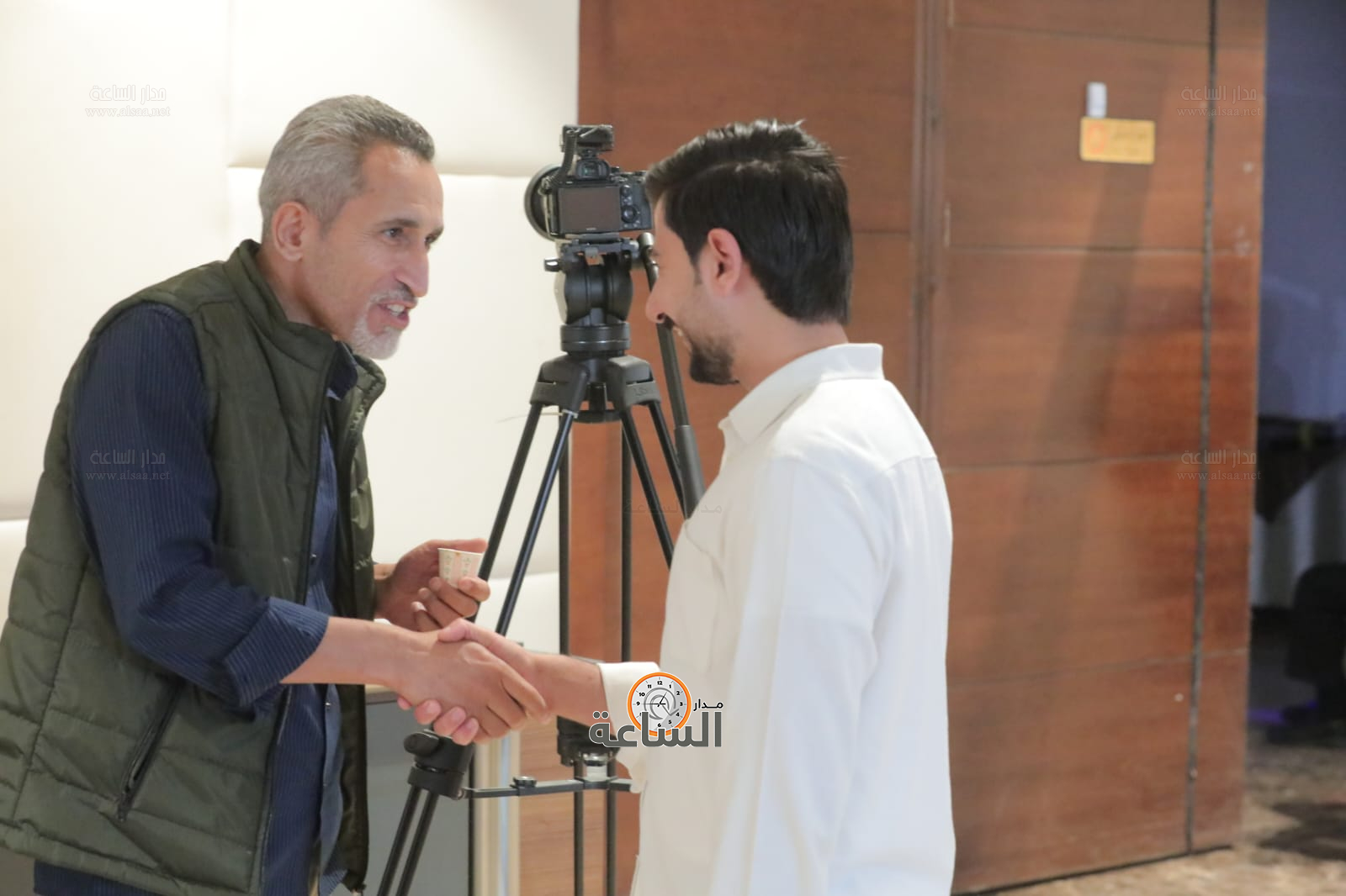 Madar Al-Saa Images 0.214424389140499