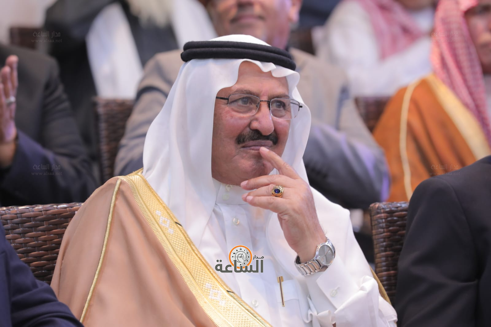 Madar Al-Saa Images 0.2527677081270632