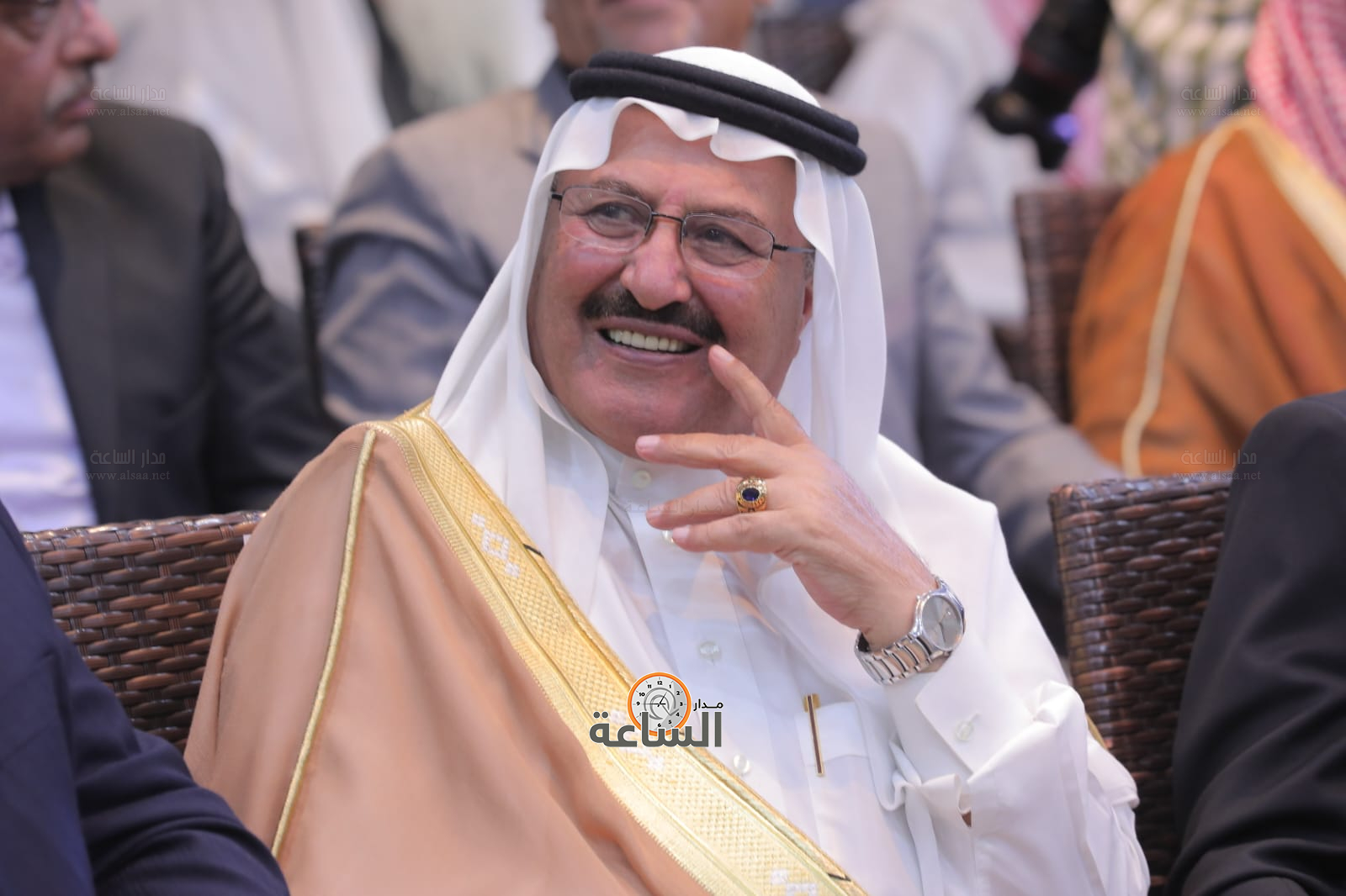 Madar Al-Saa Images 0.4084574480812265