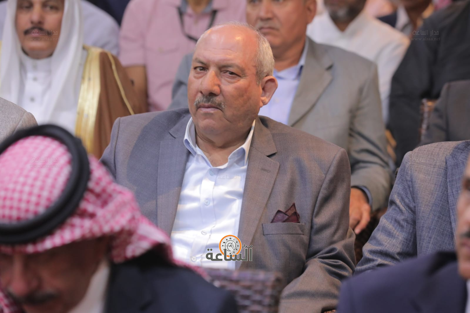 Madar Al-Saa Images 0.577318416367884