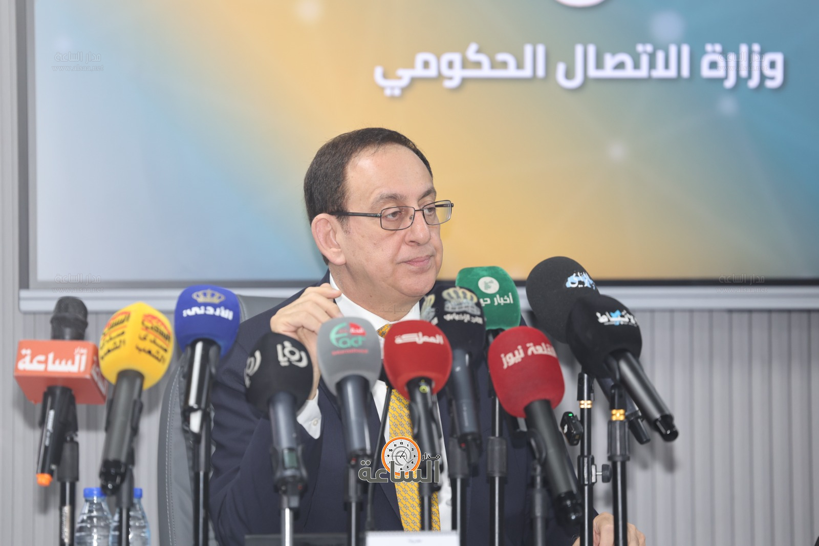 Madar Al-Saa Images 0.572743227450156