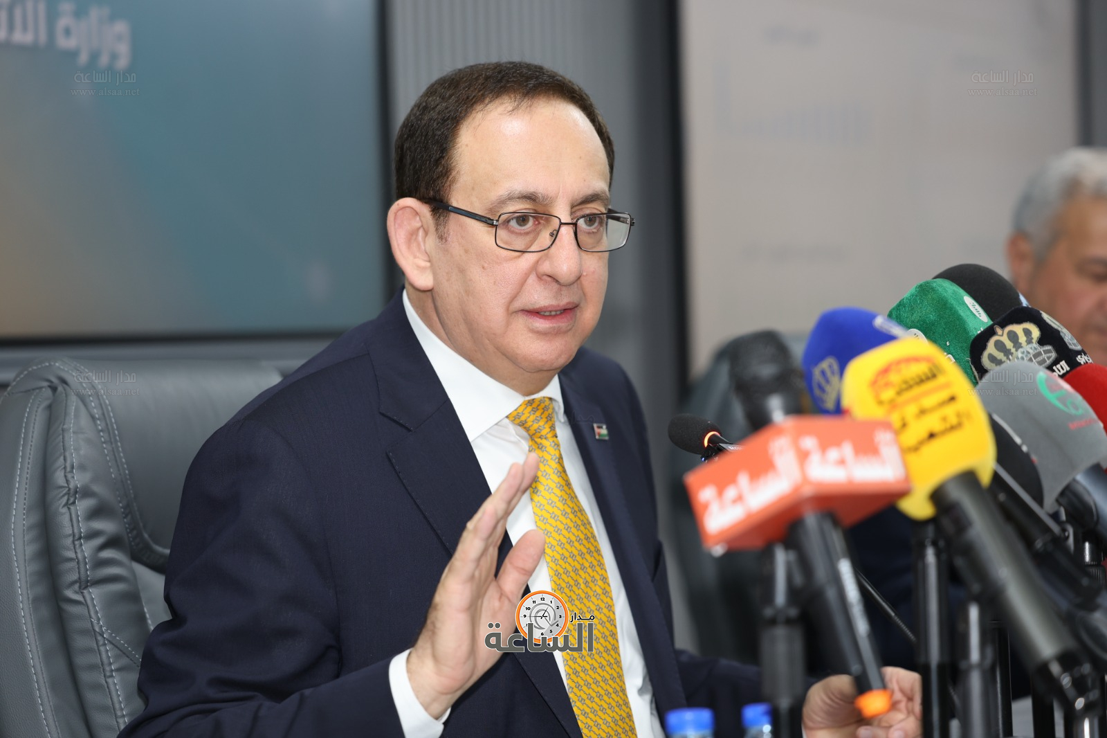 Madar Al-Saa Images 0.615968300618603