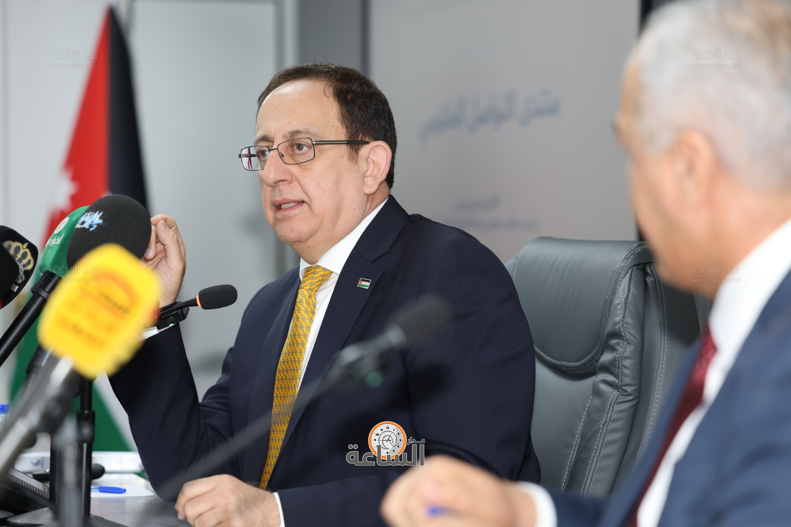 Madar Al-Saa Images 0.638787383623159