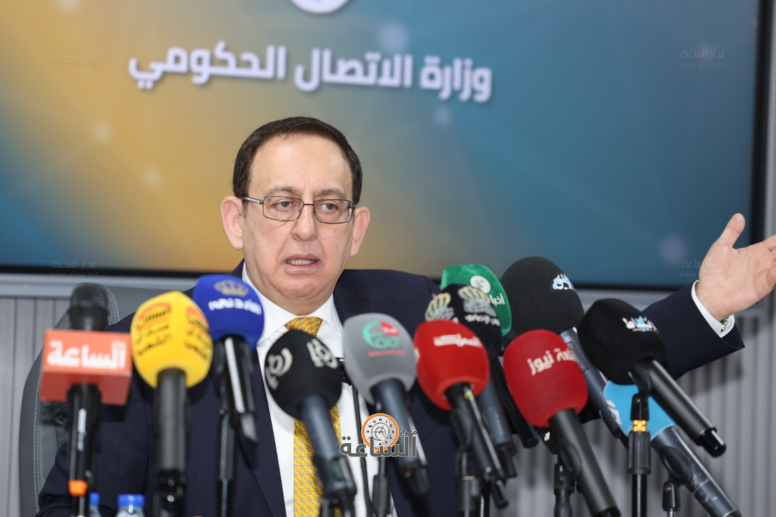 Madar Al-Saa Images 0.09999710477353341