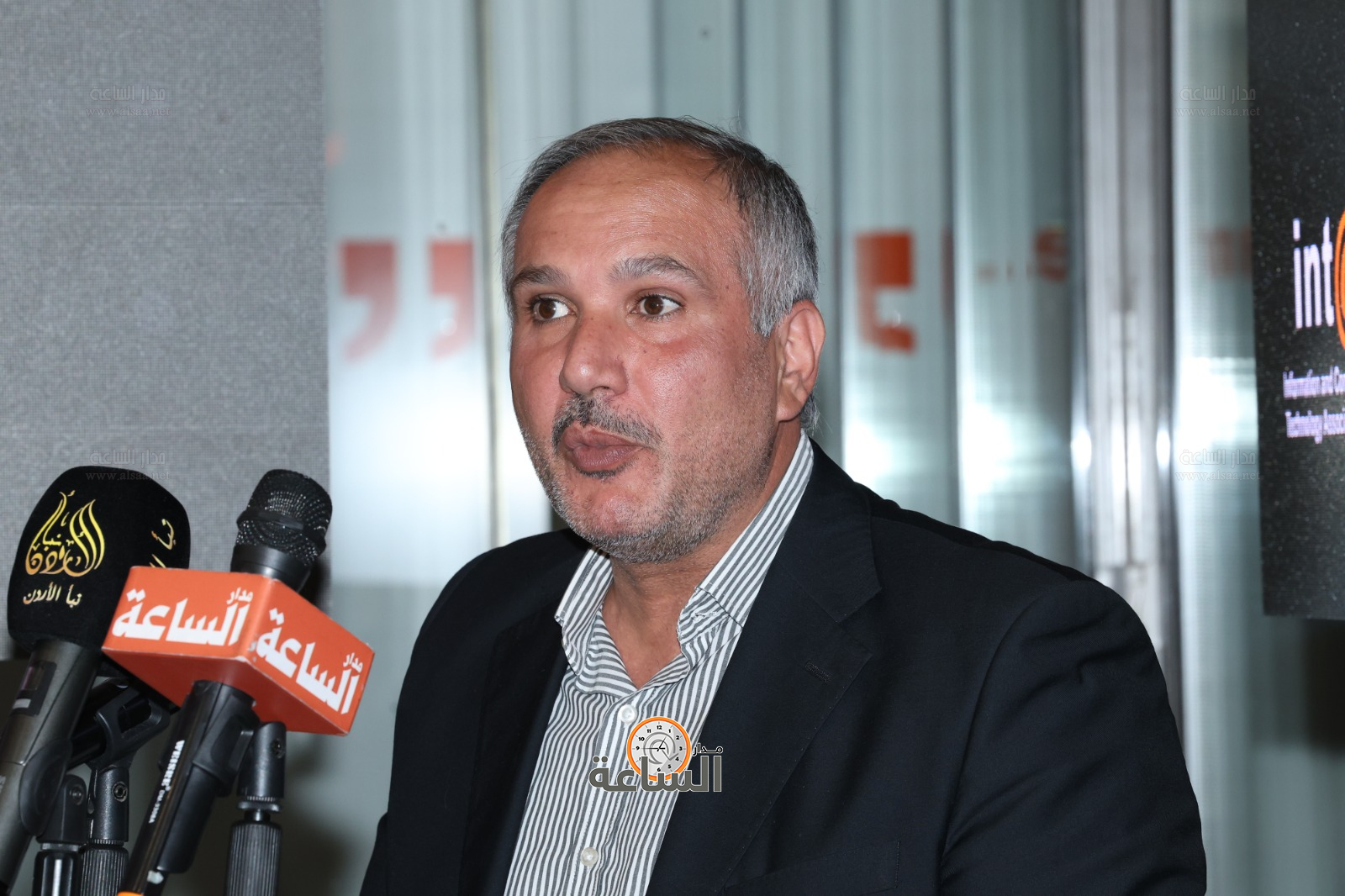 Madar Al-Saa Images 0.000864416438405291