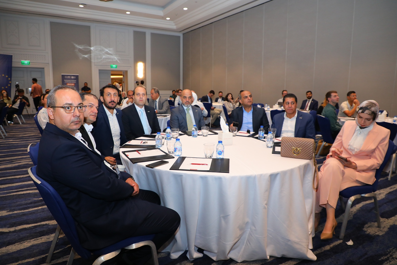 Madar Al-Saa Images 0.7055634355163858