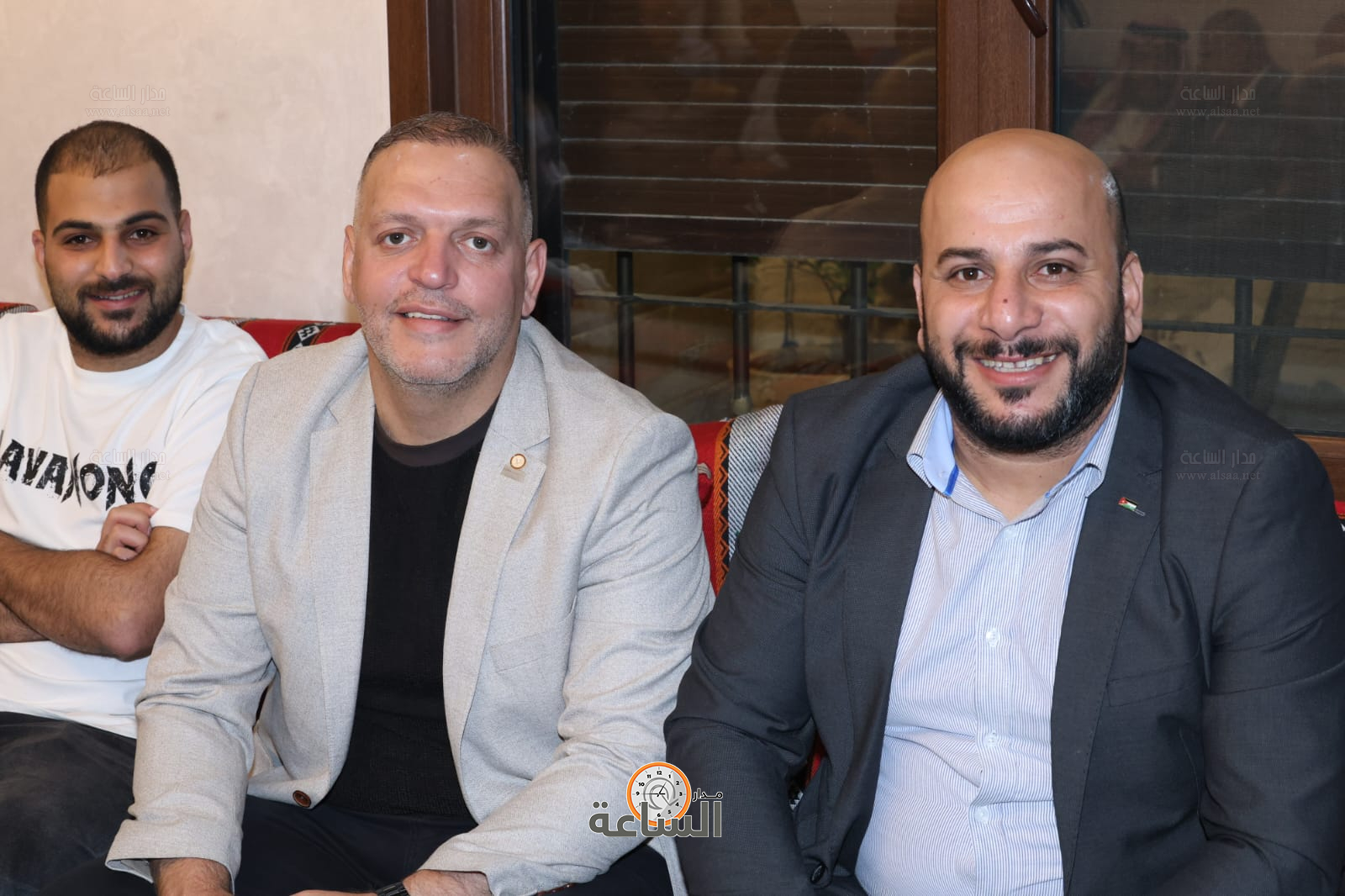 Madar Al-Saa Images 0.9592941555323544