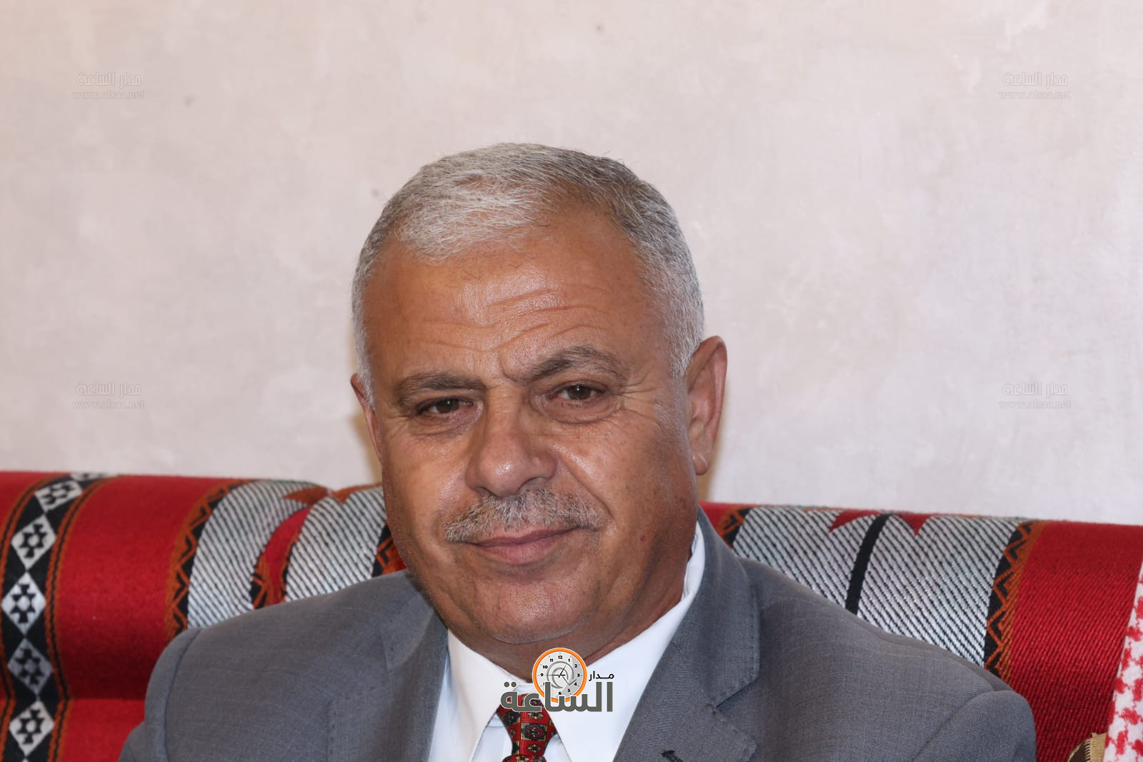 Madar Al-Saa Images 0.830168732108763