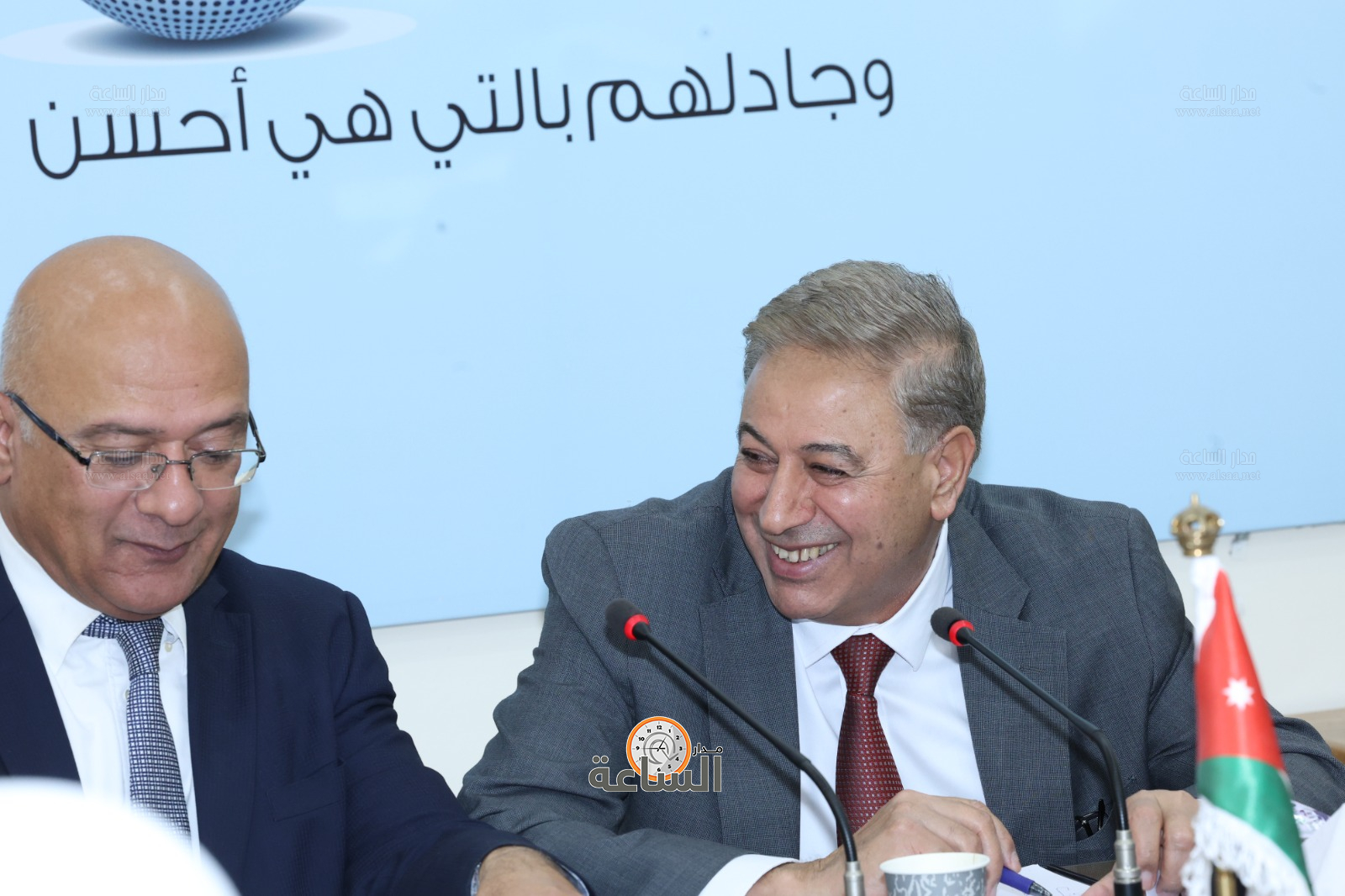 Madar Al-Saa Images 0.3901839585449336