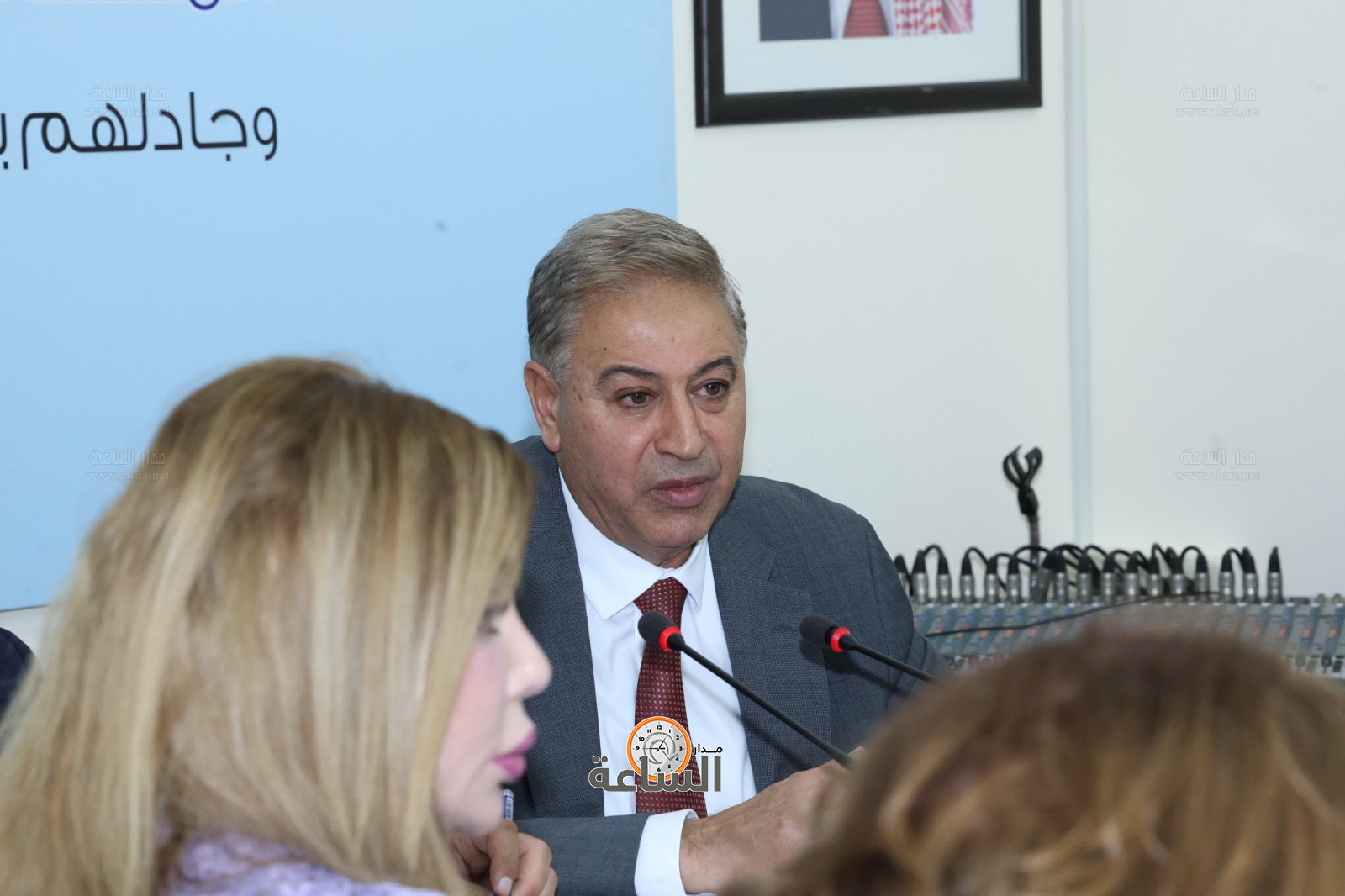 Madar Al-Saa Images 0.9016857048459063