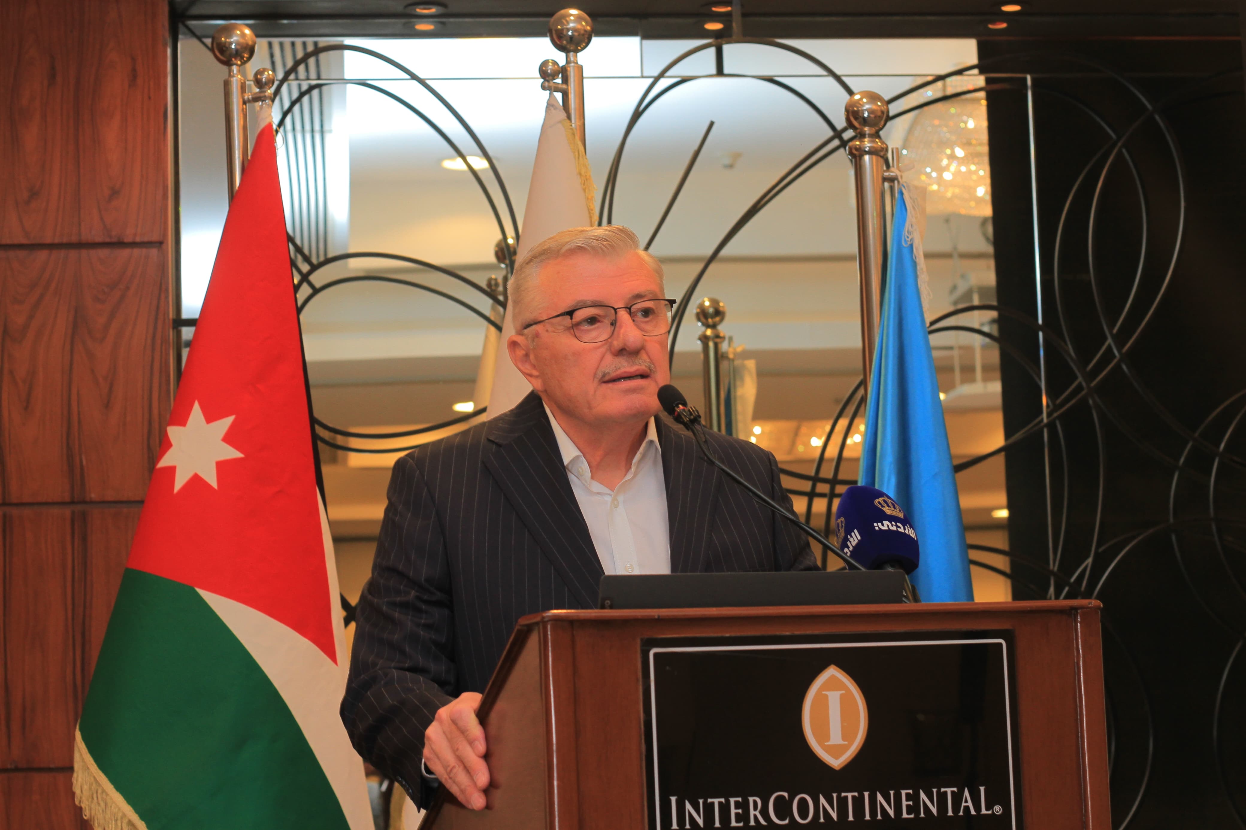 Madar Al-Saa Images 0.7901064547443422