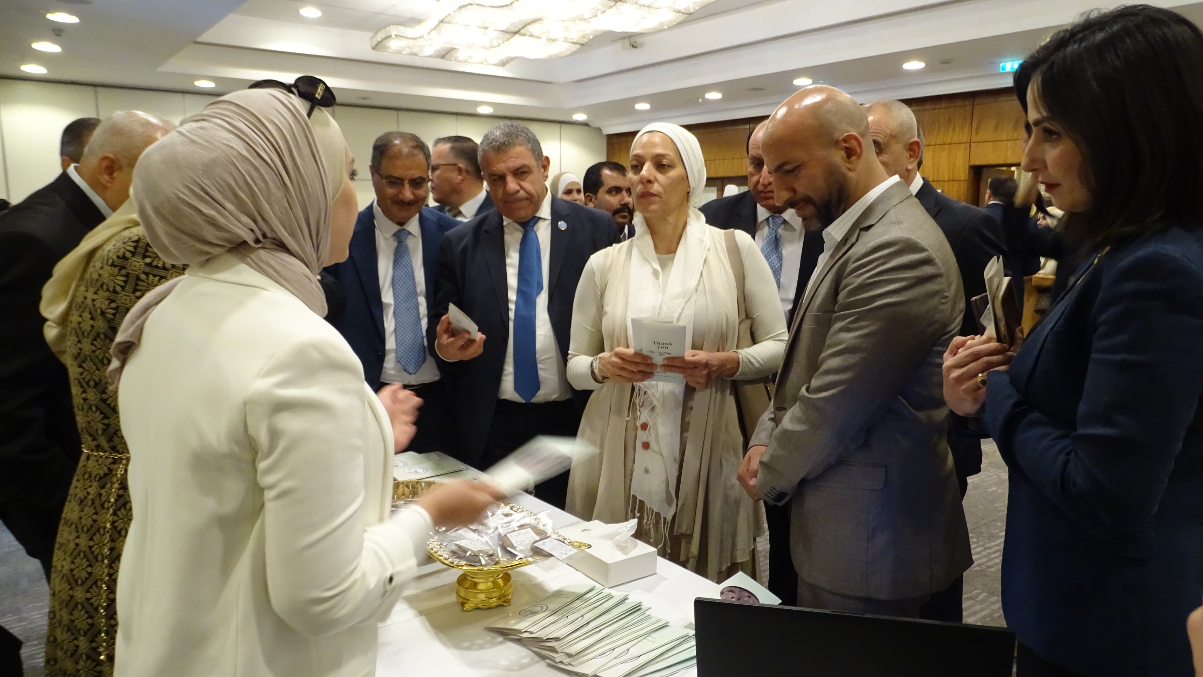 Madar Al-Saa Images 0.854647416092402