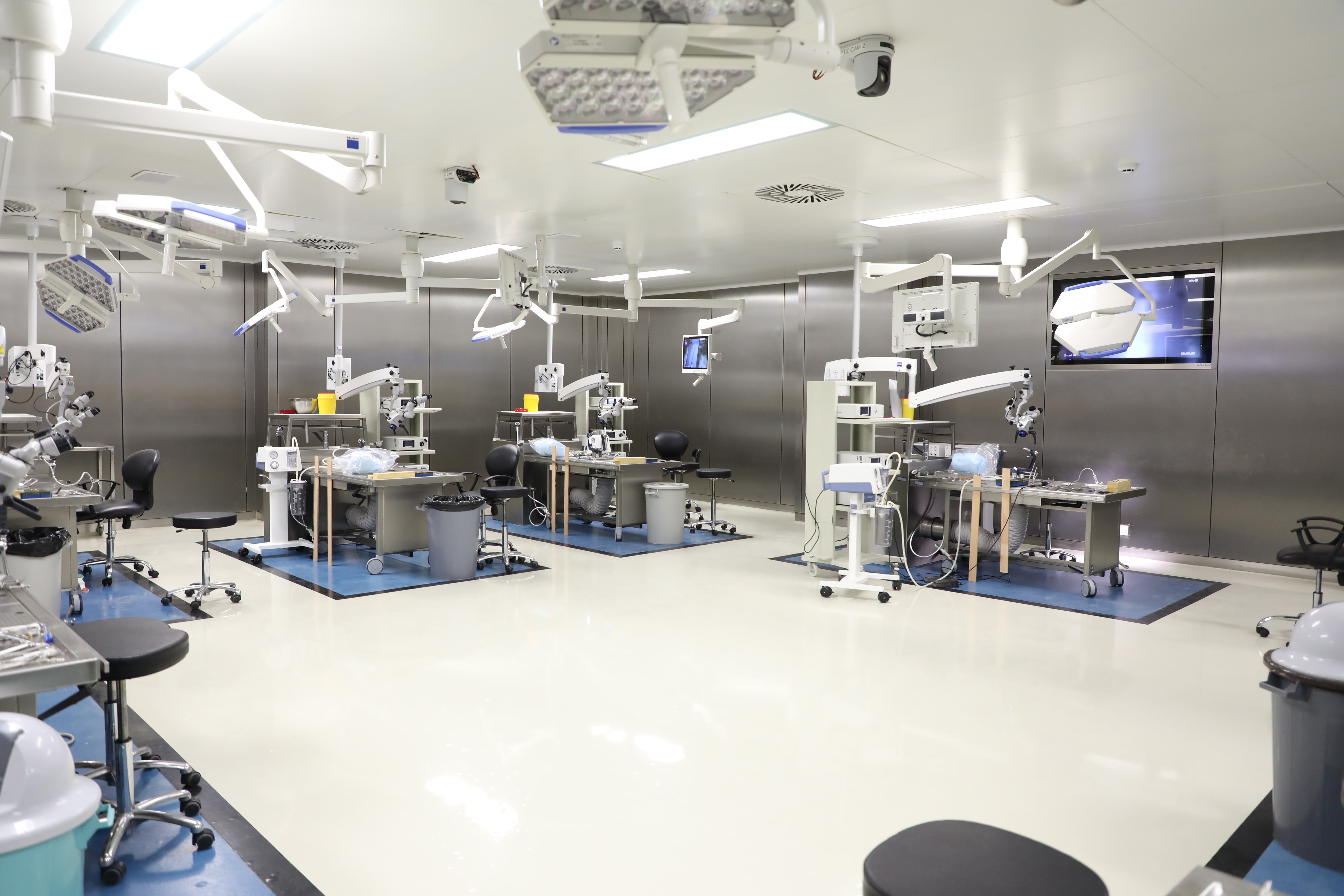 Madar Al-Saa Images 0.9443244713458799