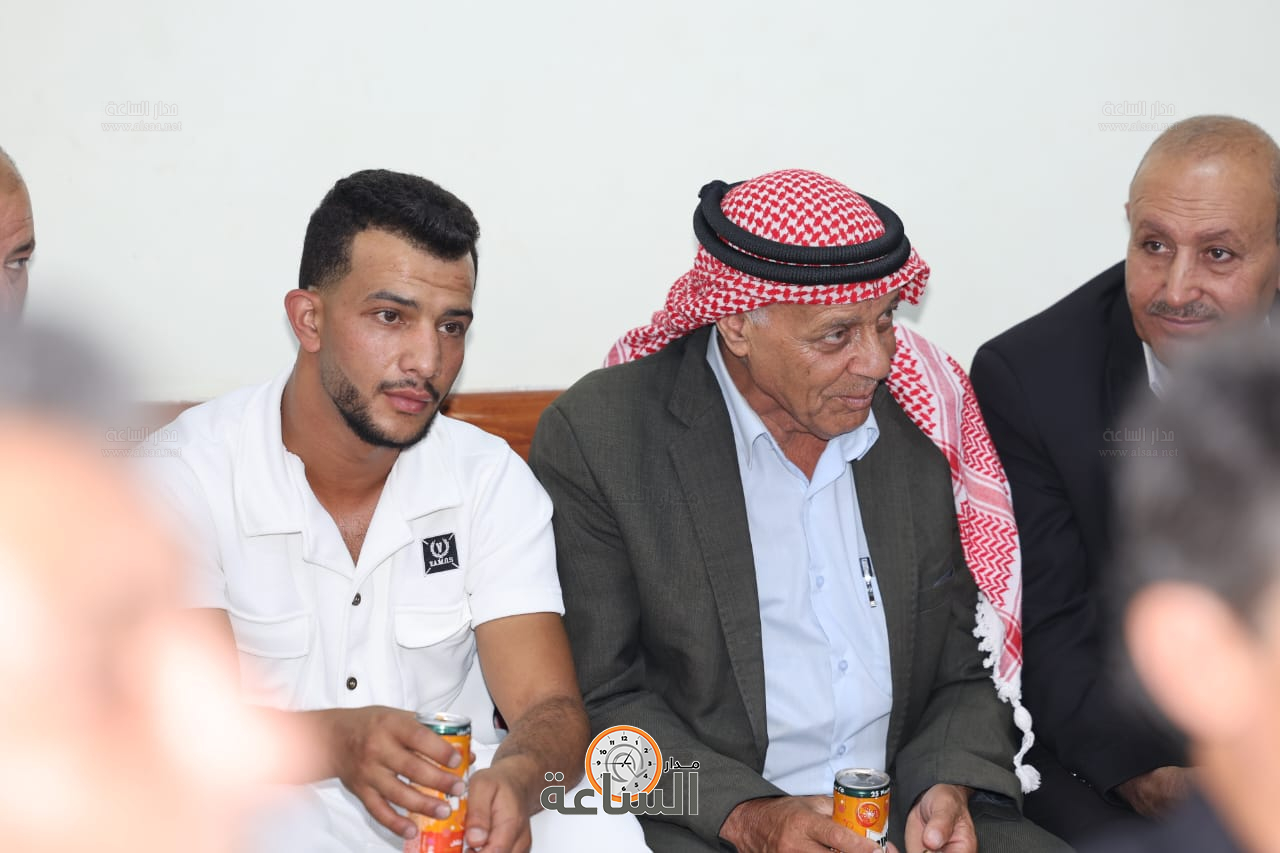 Madar Al-Saa Images 0.3230078932989141