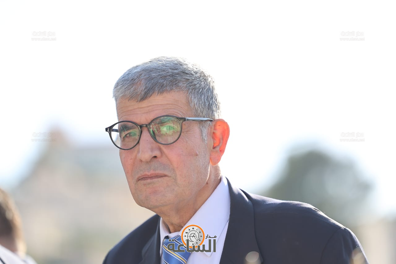 Madar Al-Saa Images 0.47088807651180464