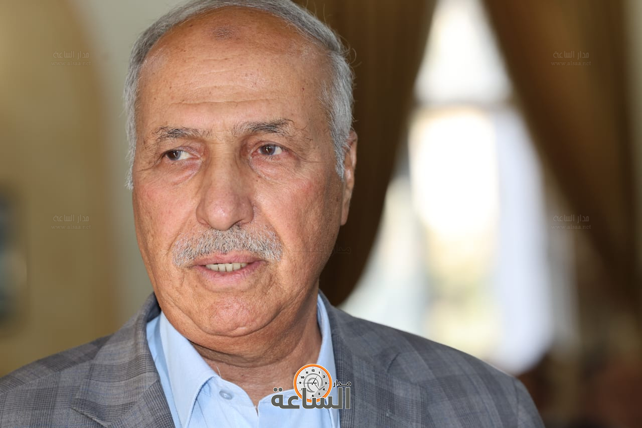 Madar Al-Saa Images 0.33597494041387566