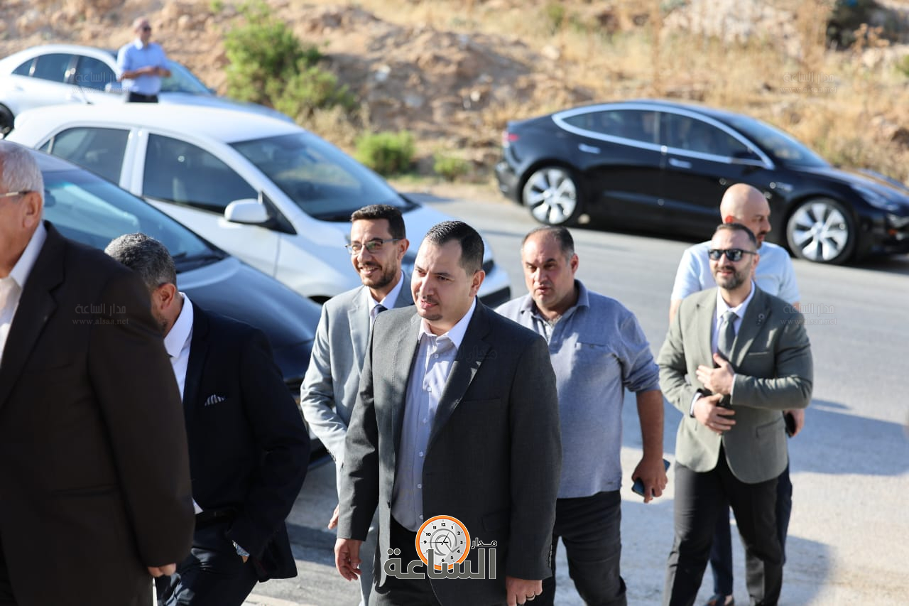 Madar Al-Saa Images 0.43249289317499484