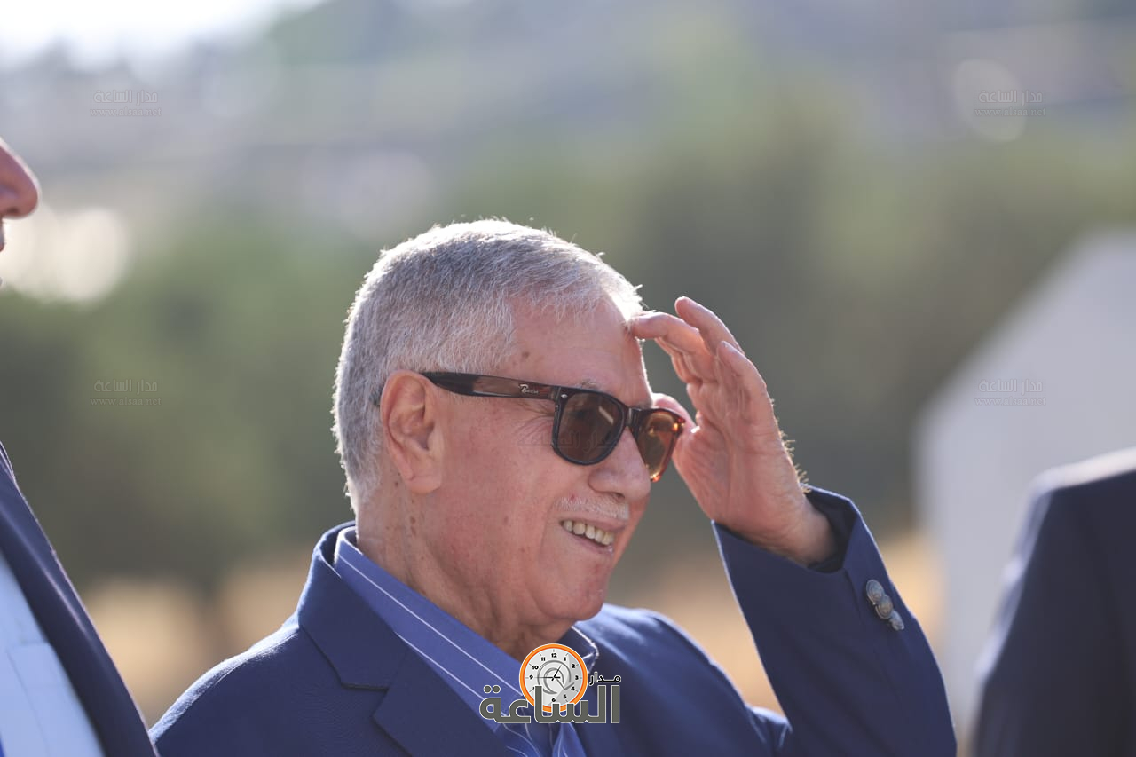 Madar Al-Saa Images 0.8747748925464528