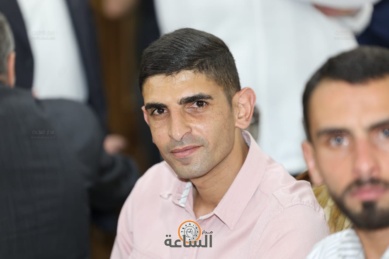 Madar Al-Saa Images 0.7638646055639144