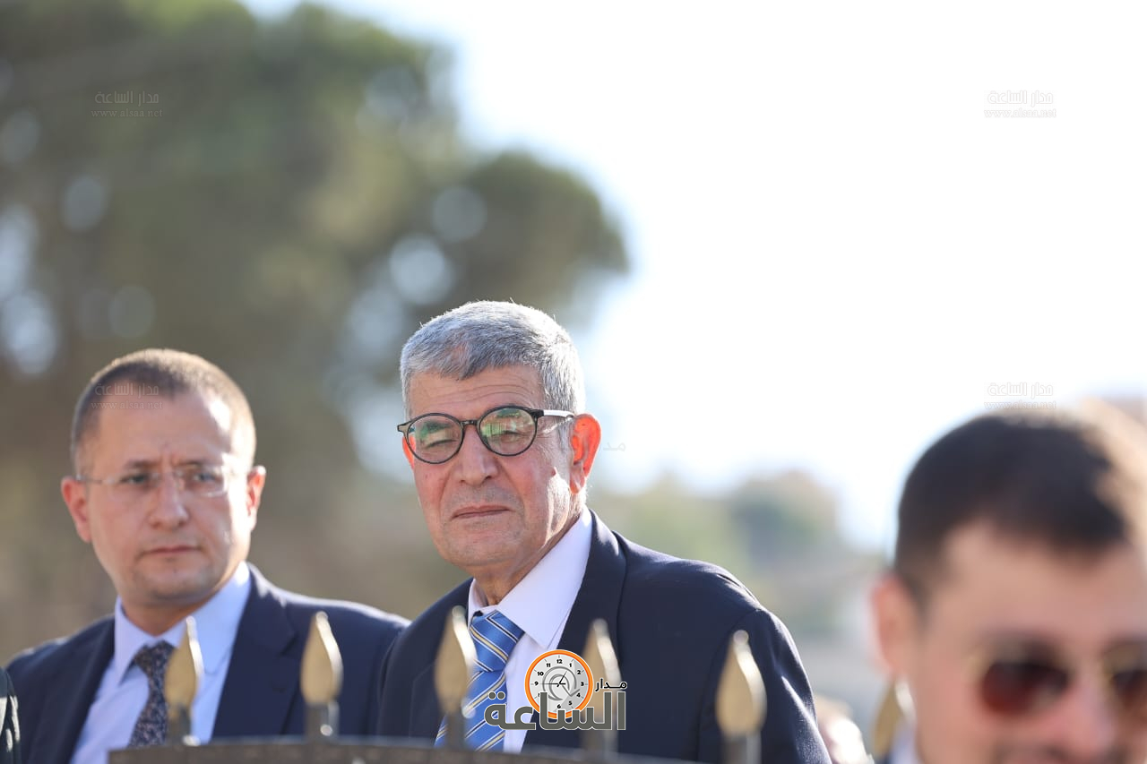 Madar Al-Saa Images 0.8511501395702216