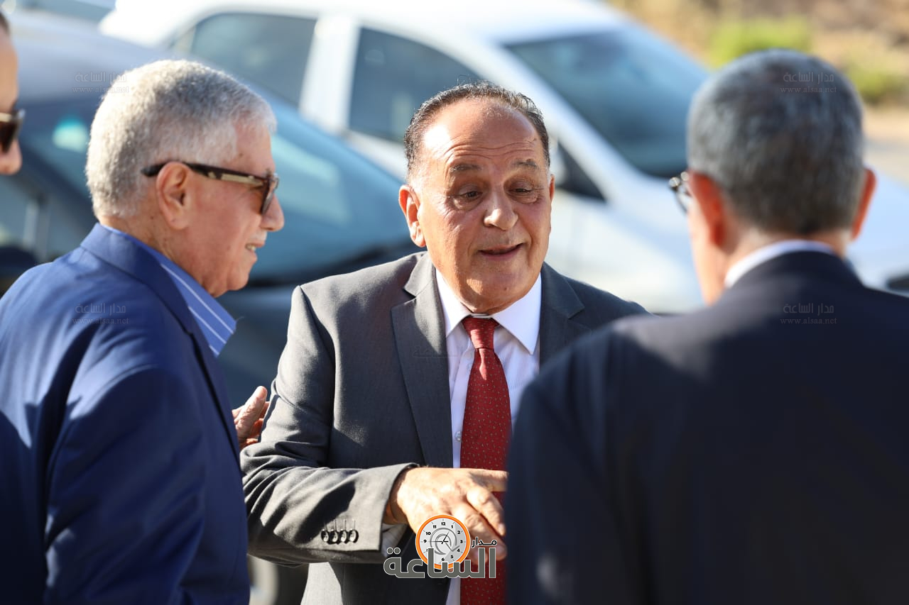 Madar Al-Saa Images 0.2512564248372807