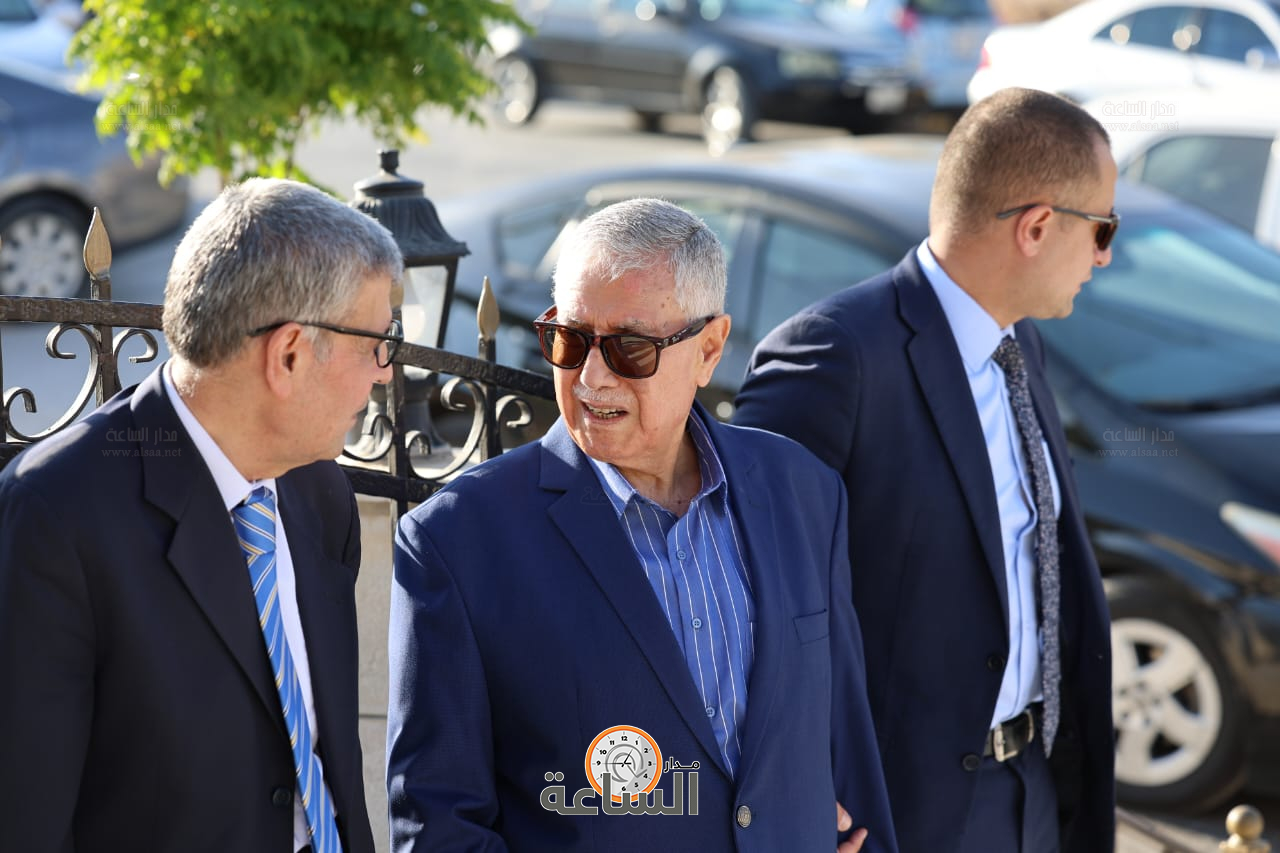 Madar Al-Saa Images 0.6910352937118993