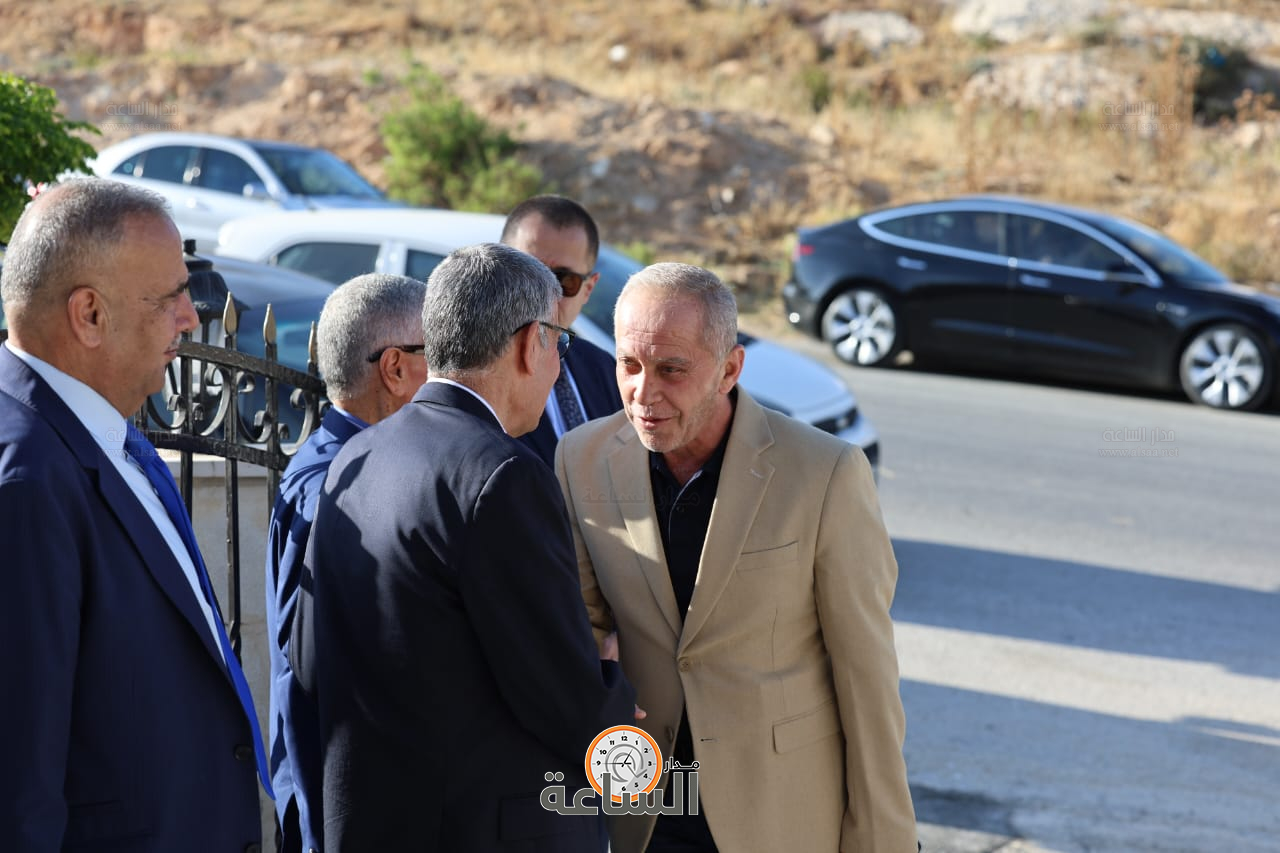 Madar Al-Saa Images 0.5448441254739045