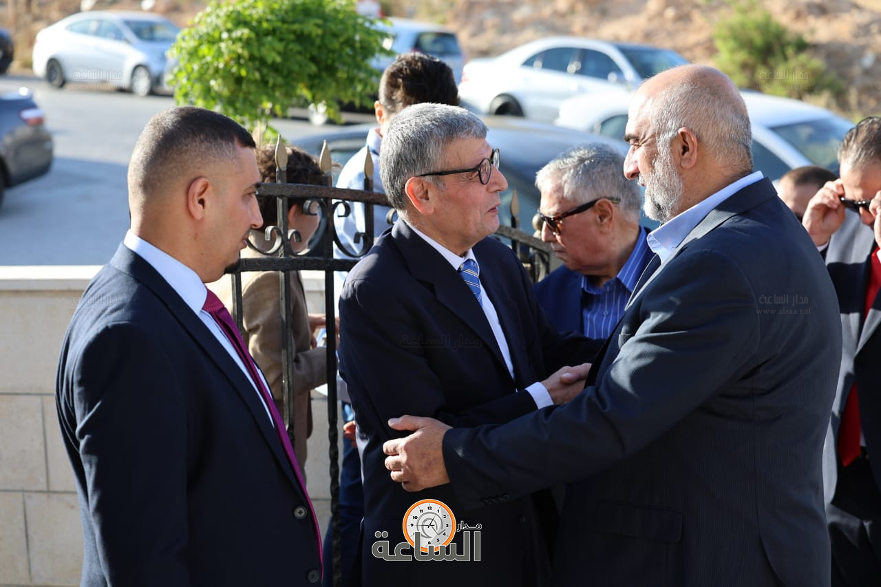 Madar Al-Saa Images 0.8607672621357909