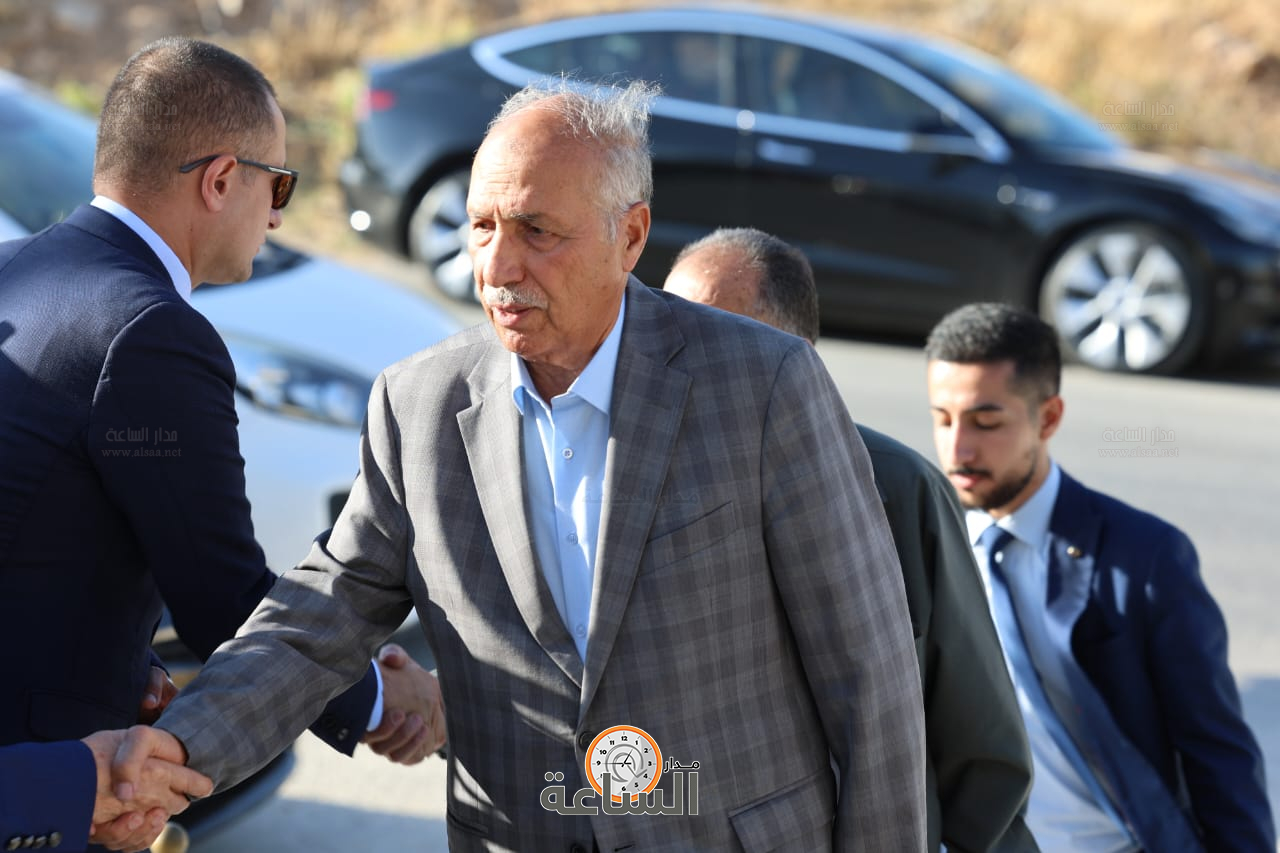 Madar Al-Saa Images 0.495550370885834