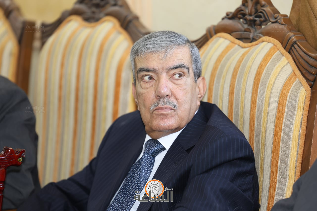 Madar Al-Saa Images 0.3966235292826573