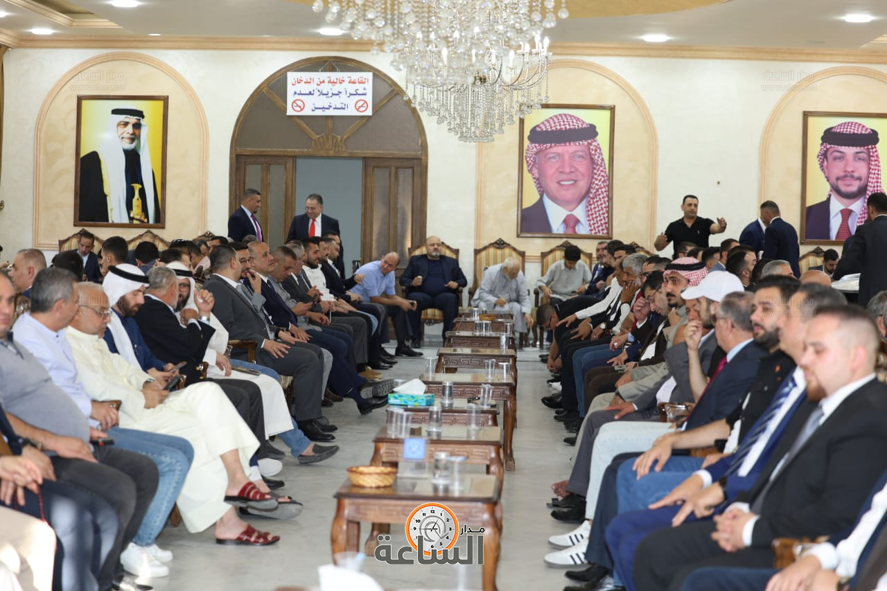 Madar Al-Saa Images 0.17954219361626633