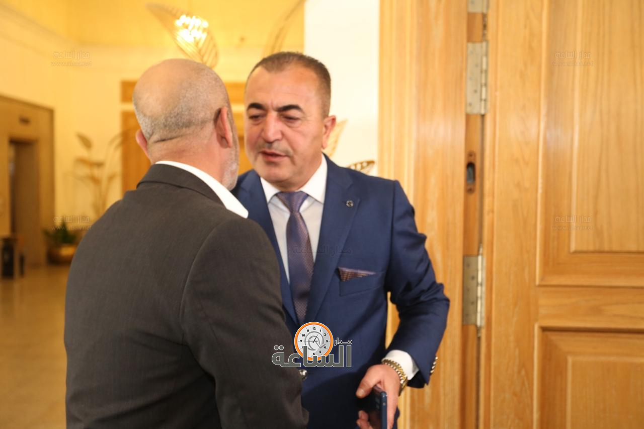 Madar Al-Saa Images 0.6528056051231744