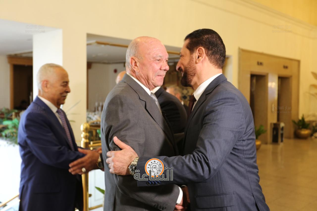 Madar Al-Saa Images 0.4424549025339243