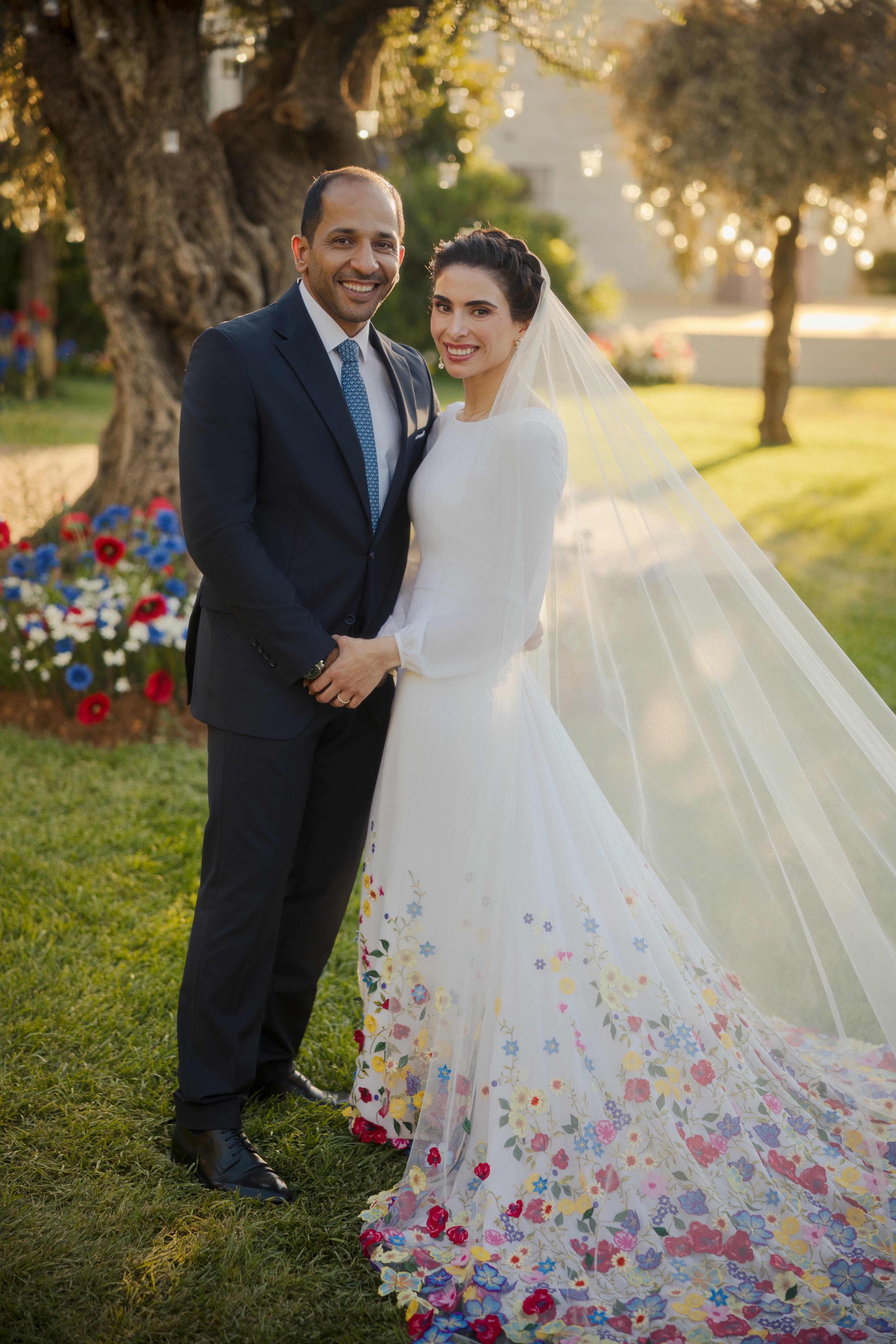 Madar Al-Saa Images 0.8521415476885228