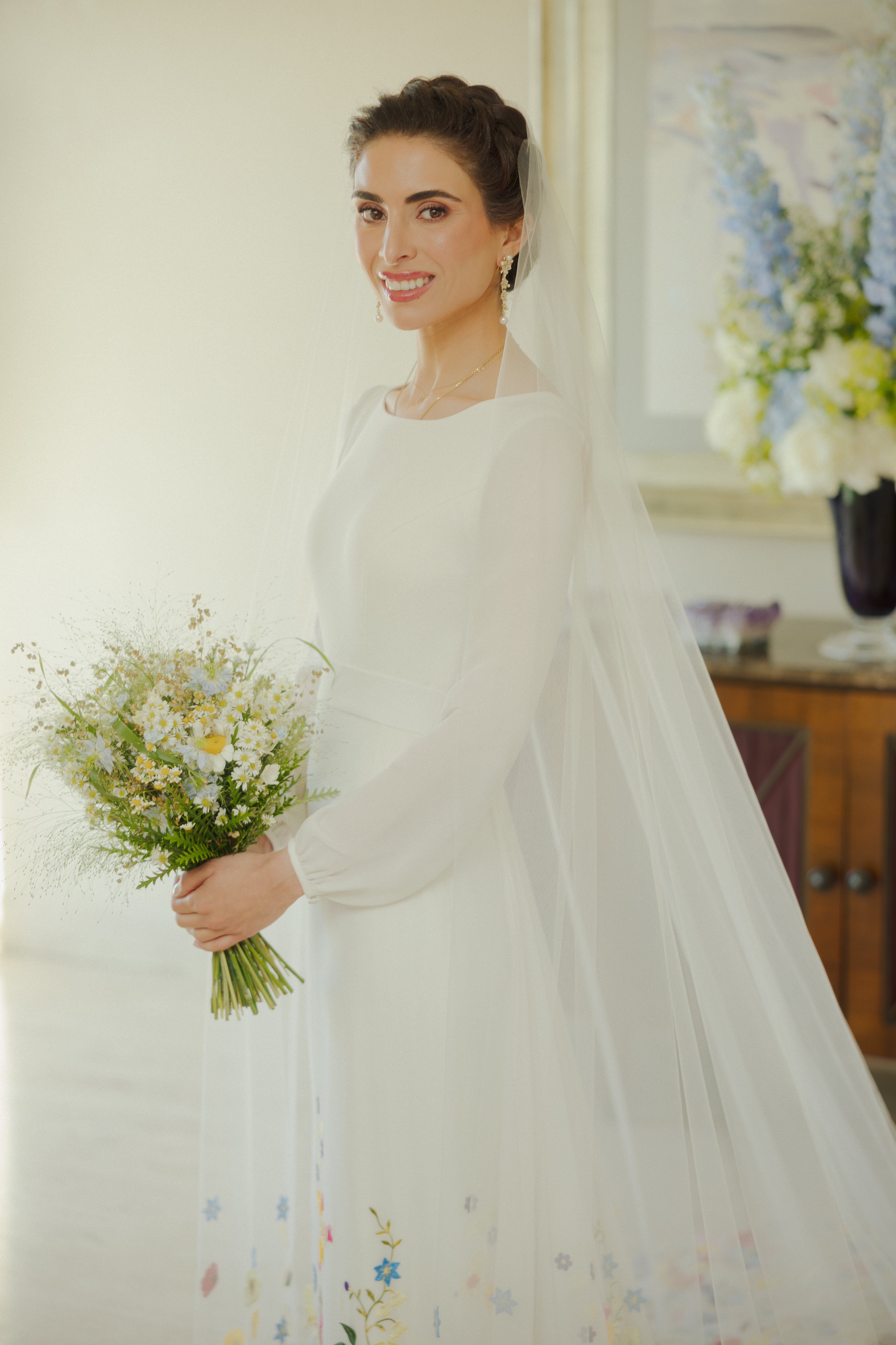 Madar Al-Saa Images 0.23787797770894847