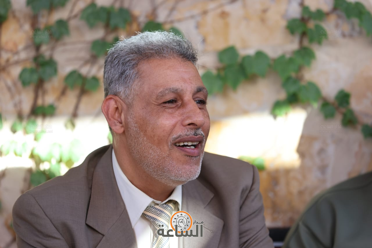 Madar Al-Saa Images 0.927611505920675