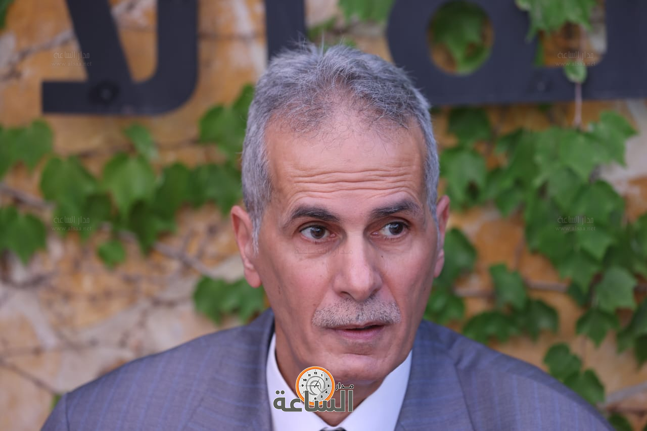 Madar Al-Saa Images 0.9383688115119223