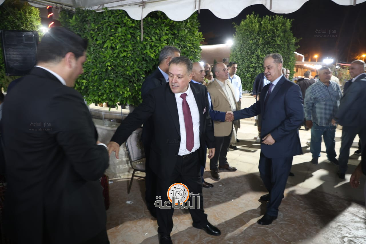 Madar Al-Saa Images 0.5935878864220605