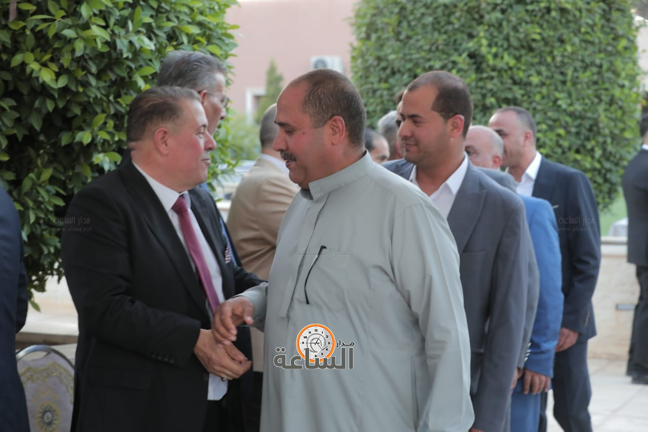 Madar Al-Saa Images 0.6712423557397