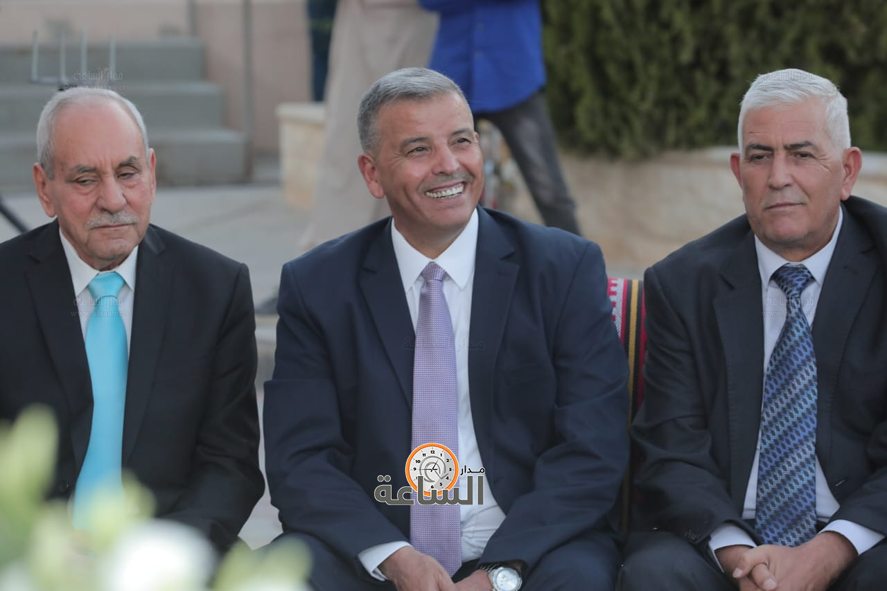 Madar Al-Saa Images 0.6699785610014393