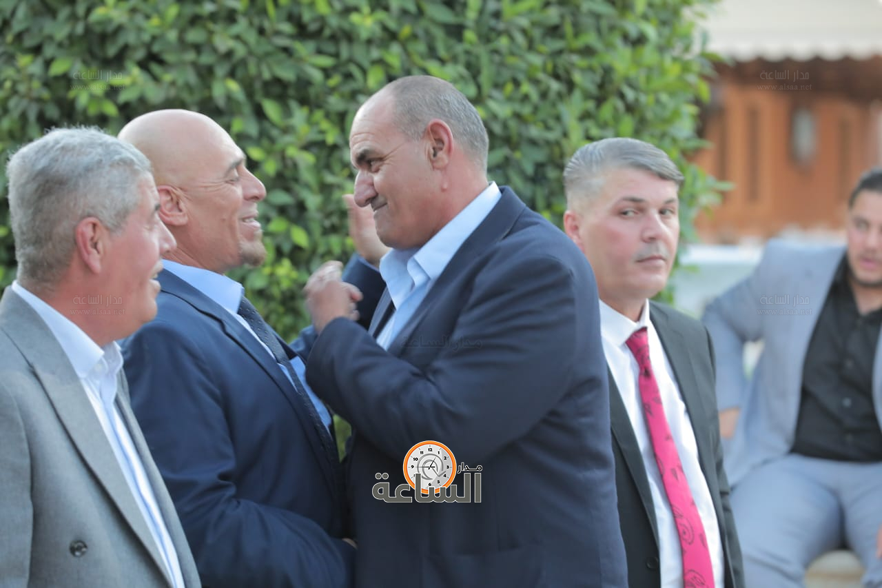 Madar Al-Saa Images 0.8872188229618366