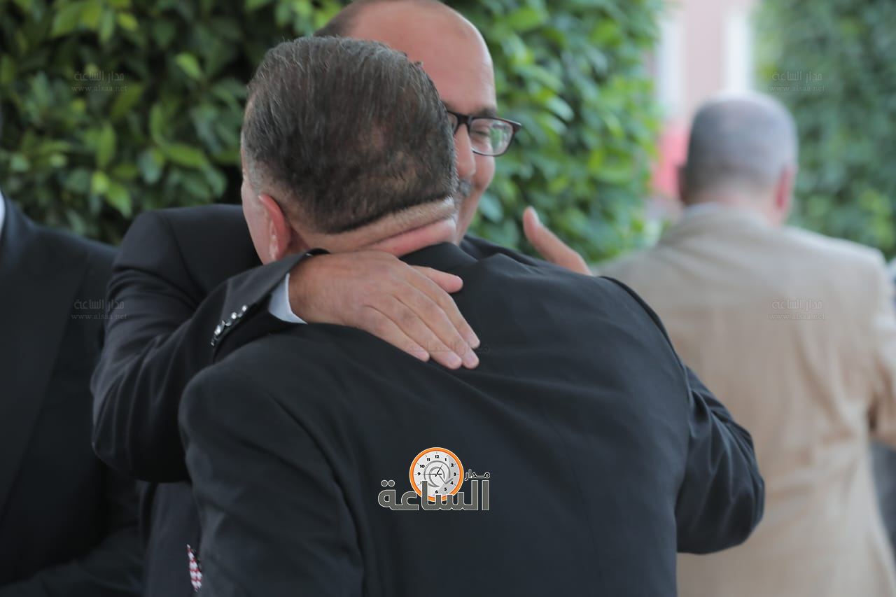 Madar Al-Saa Images 0.46542550883673917