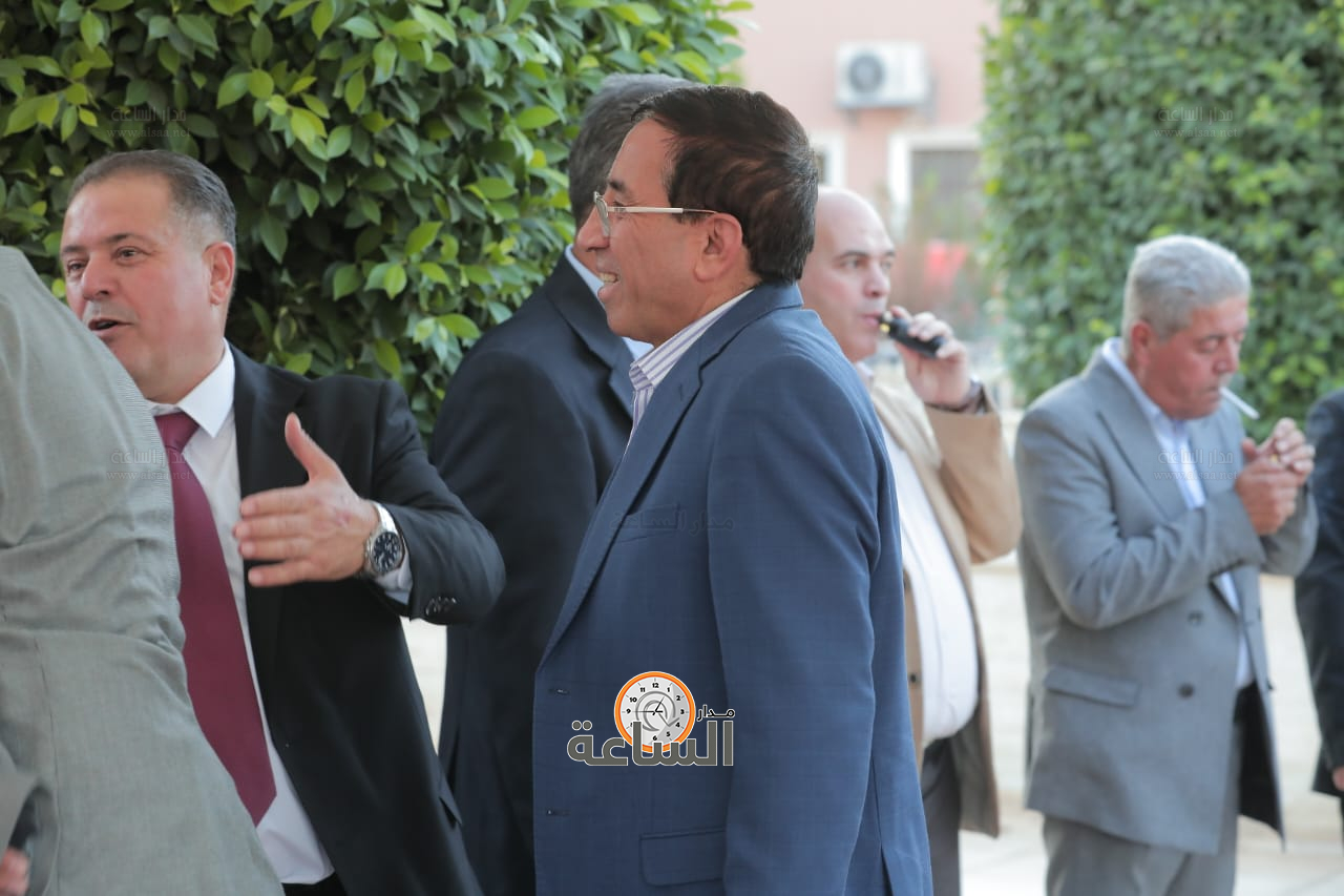 Madar Al-Saa Images 0.5193318492851305