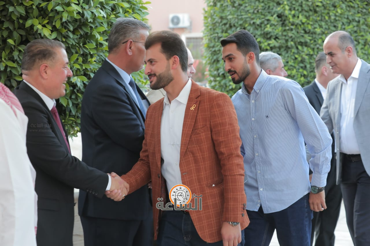 Madar Al-Saa Images 0.18525785457478905