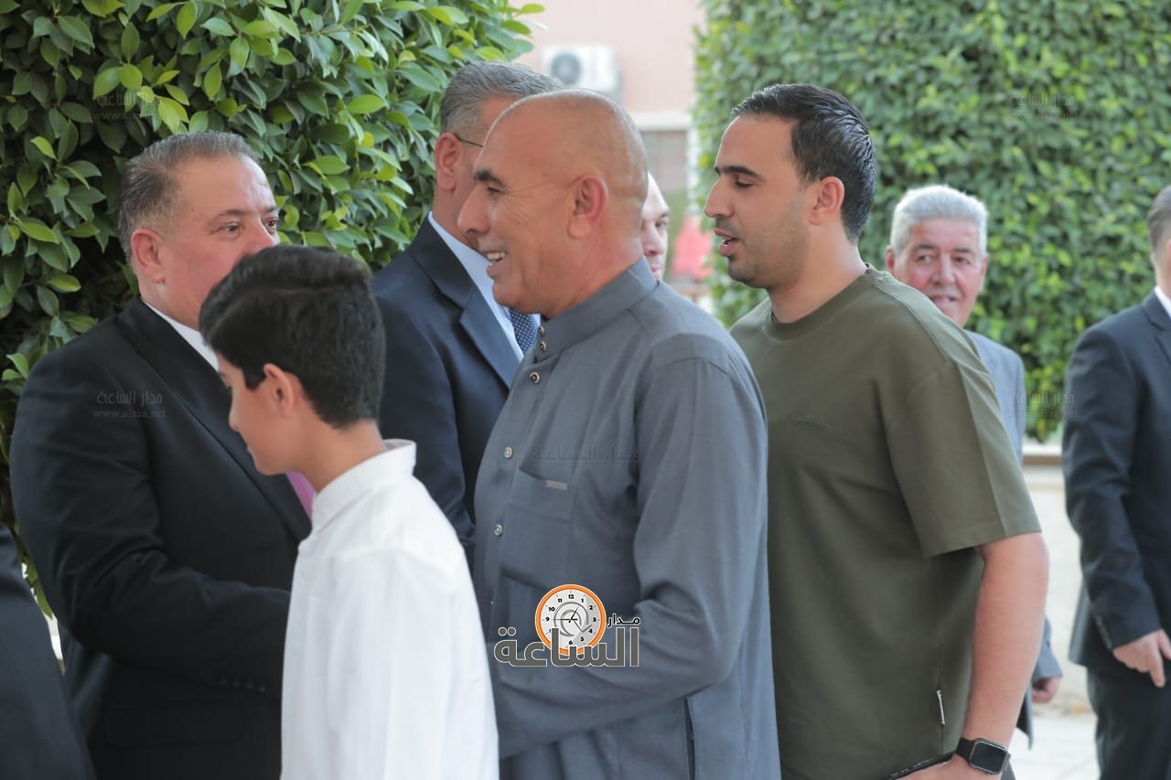 Madar Al-Saa Images 0.9877457944197247